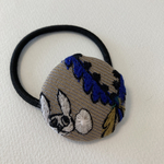 ミナペルホネン　ヘアゴムhandmade forest diamond べージュ　丸