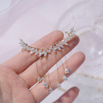 【2023.9新作】　韓国ファッション　揺れるフェザーモチーフ　ピアス　アクセサリー　-805