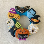 羊毛とフェルトのハロウィンリース M