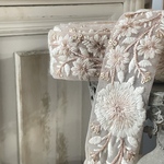 [実物のお色味と違う場合があります] インド刺繍リボン　花　インド刺繍　スパンコール　刺繍リボン　リボン　りぼん　※10月8日よりゆうパケットにて発送