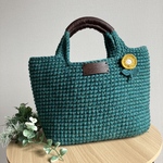 1点限り価格！シンプルニットスクエアトートバッグ✳︎グリーン✳︎こげ茶