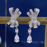 ビジュー リンボ ピアス /樹脂イヤリング／樹脂ピアス ゆらゆら ドロップ 高品質 お呼ばれ 結婚式 ブライダル