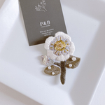 秋 Flower ビーズ刺繍ブローチ