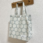 スクエアトートバッグ　あじさい𑁍ミントグリーン