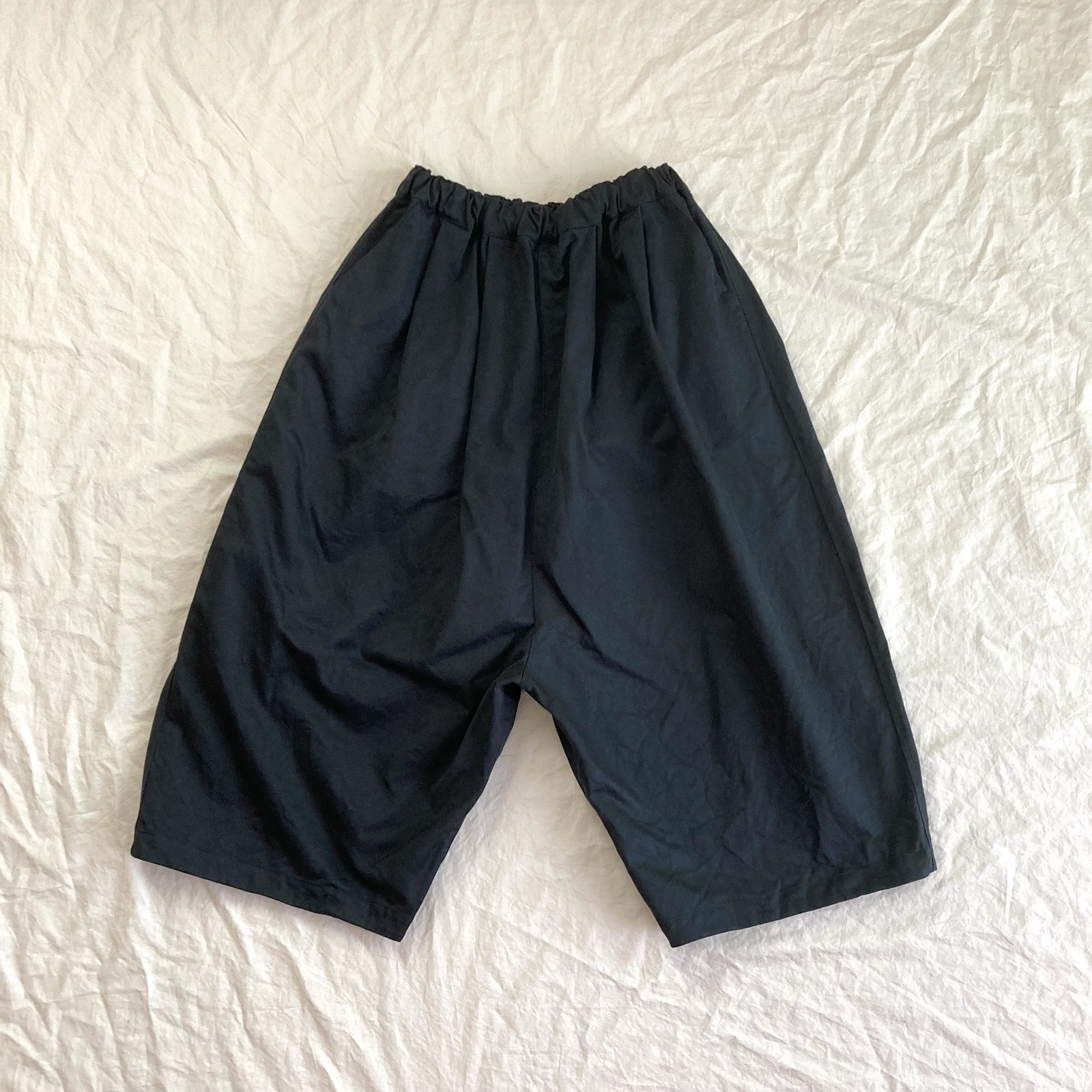 [Lady's M］コットンツイルのエッグパンツ 黒