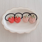 【送料無料】ふわふわいちごのヘアゴム
