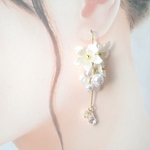 お花いっぱいの華やかピアス/イヤリング