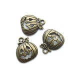 【半額SALE】10個・カボチャのチャーム・金古美・ハロウィン・23081943