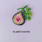 いちじくのビーズ刺繍ブローチ