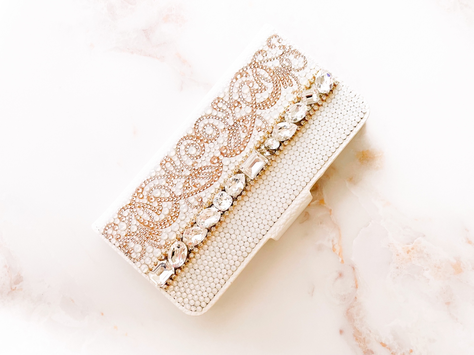 全面　スワロフスキー　iPhone 13promax 手帳型　デコプティ 全面 スワロフスキー iPhone 13promax 手帳型 デコプティ