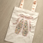 トゥシューズ刺繍のシンプルバッグ