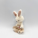 ふわうさぎ［１０.５cm］／小さなぬいぐるみ／ハンドメイドミニチュアテディベア