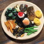 【B】おむすびプレート
