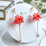 彼岸花　ピアス／イヤリング