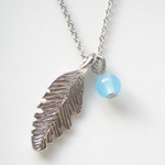 feather ネックレス