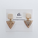 pierce／earring  triangle×wood  perl gold  beige