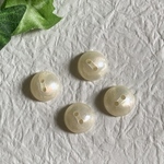 香港ヴィンテージ   ハーフボールシェイププラスチックボタン　パールカラー