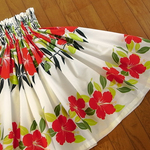★６８ｃｍ★ハイビスカス★白(生成り）★パウスカート★（商品番号：TS-14）★