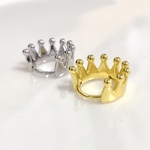 ワンタッチ ピアス クラウン 王冠 普段使いにも 軟骨 大ぶりインパクト 20G 片耳　