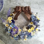 Jolie botanique＜bleu d'automne＞＊ハーフリース＊三日月リース＊フラワーリース＊秋＊プリザーブドフラワー＊お花＊ギフト＊結婚祝い＊新築祝い