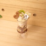 チョコバナナパフェ〇ミニチュア