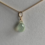 ネックレスチャーム／プレナイト(ミニ)