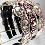 全品1000円🎉 11/15まで ☆インド刺繍リボン カチューシャ　No.f018 カーキ