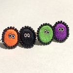 【つやつやおばけ】刺繍イヤリング/ピアス
