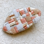 刺繍ヘアクリップ　"leaf"