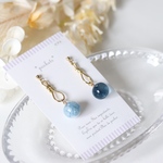紫陽花のツイストアシメントリーピアス/イヤリング