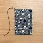 【 文庫本 】ブックカバー   ハンドメイド   青海波にゃんこ 紺
