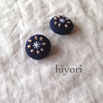 ビーズと刺繍のブローチ 小さめ