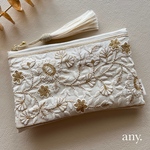 秋冬新作🍂インド刺繍リボンポーチ 大人ポーチ ivory white🤍用途いろいろ！便利なサイズ　ラスト1点のみ