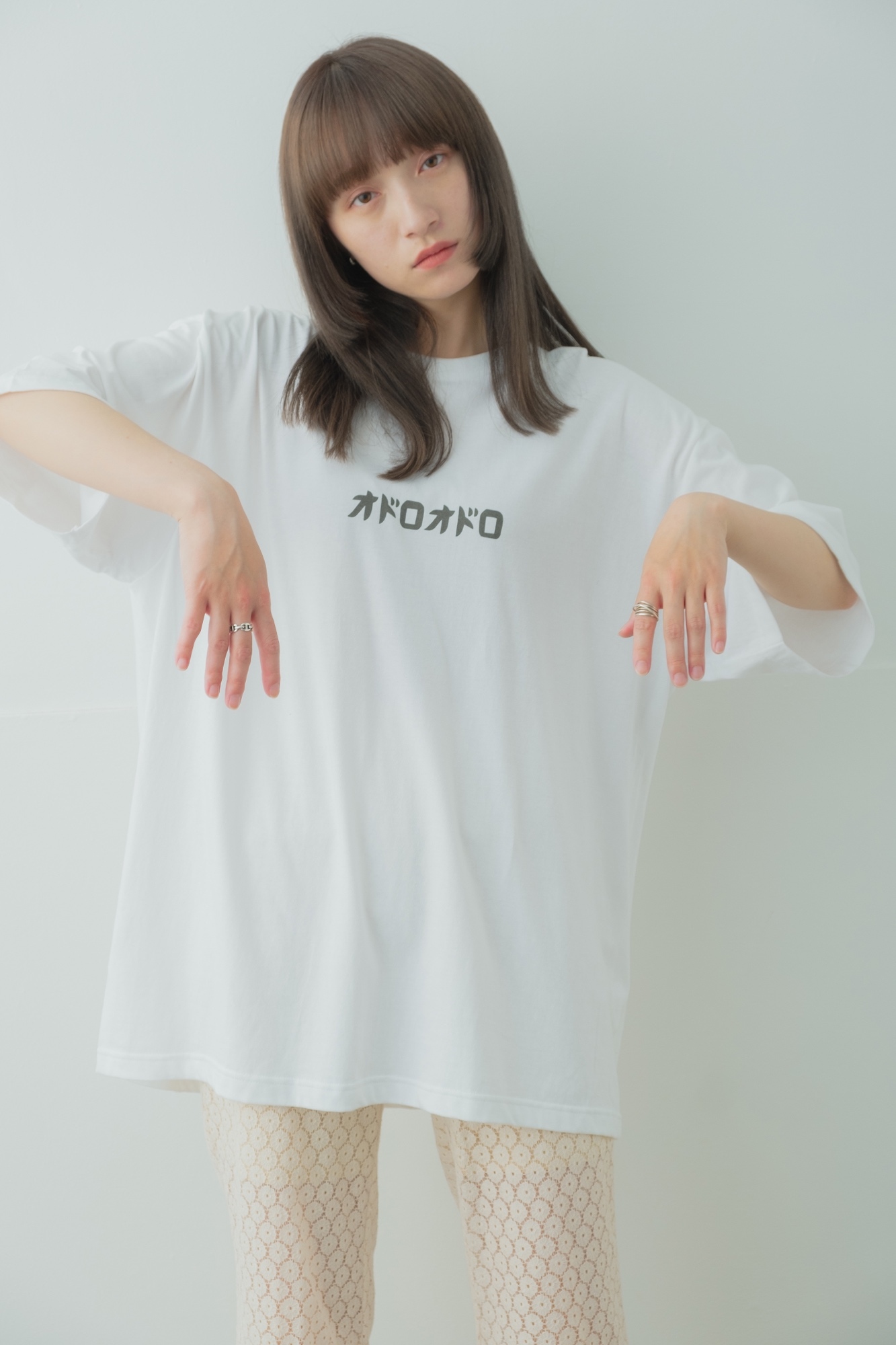 オドロオドロTシャツ スウェット ロンT         パーカー  ビッグシルエット オーバーサイズ  ホワイト 白