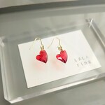 【推し色レッド】さりげないハートピアス