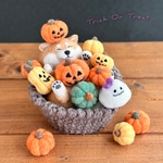 ハロウィン♪パンプキン♪ウハウハ赤柴犬さんの置物