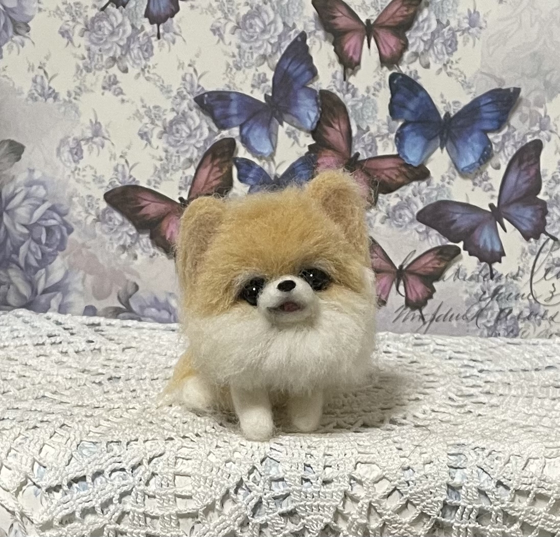 可愛いポメラニアンパネル生地 ハンドメイド　フラットポーチ ❣️ポメラニアン フラットポーチ センターファスナー カラビナ