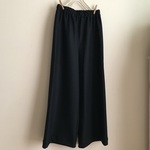 圧縮ウールニット黒で作ったワイドパンツ