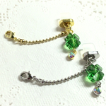 ★新商品‼︎  コネクターアクセサリー  (クローバーカットのスワロスキー&クリスタルオーロラ)