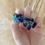 ブルーフラワーピアス