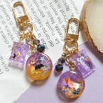 【326】オレンジ×むらさき シャラシャラハロウィンキーホルダー　シェイカー　シャカシャカ　レジン　Halloween