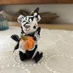 ハロウィン仕様のテディベア
