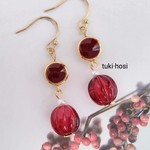 赤い実 ピアス /イヤリング   