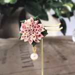 ❁つまみ細工紫陽花帯留め❁　正絹つまみ細工　和小物　和装　平帯用帯留め　淡水パール　*送料込み*　