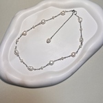Baroque pearl necklace
