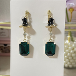魔女の帽子とクリスタルのイヤリング／ピアス💚