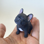 フレンチブルドッグ　パピー　ブリンドル　お座り　ペット【いつもそばにいてくれるフレブルのフィギュア】