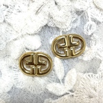 0590  VINTAGE ジバンシィGG GD GIVENCHY イヤリングヴィンテージ　アンティーク  クラシカル　ミニ　クリップ　カジュアルブライダルジュエリ　メンズ　アクセサリー　ネックレス　