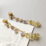 シトリン&淡水ケシパールお花ピアス/イヤリング *天然石ジュエリー*プレゼント*ギフト*上品アクセサリー*お呼ばれアクセサリー*綺麗めアクセサリー*サージカルステンレス