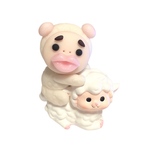 自分より小さいひつじにおんぶするかける🐏⸒⸒